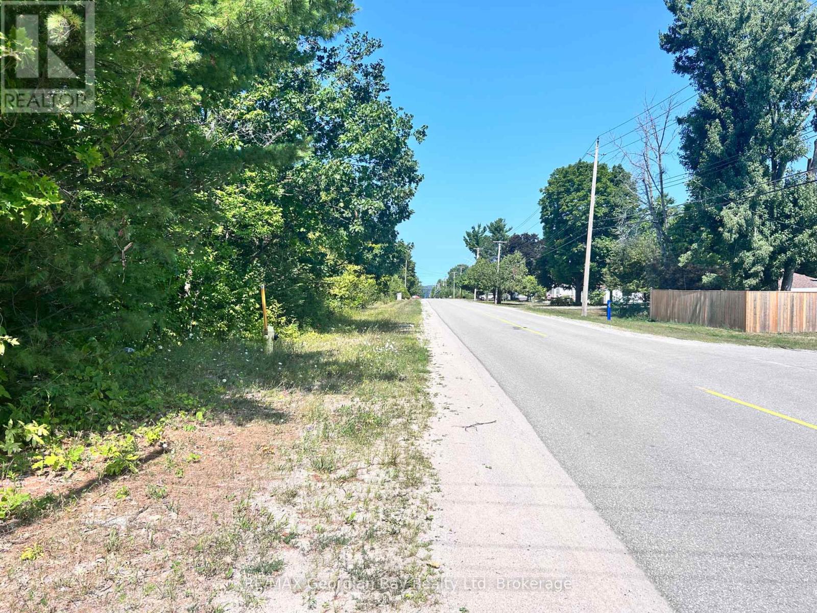 Photo 4 of 224 First Avenue, Tay ON