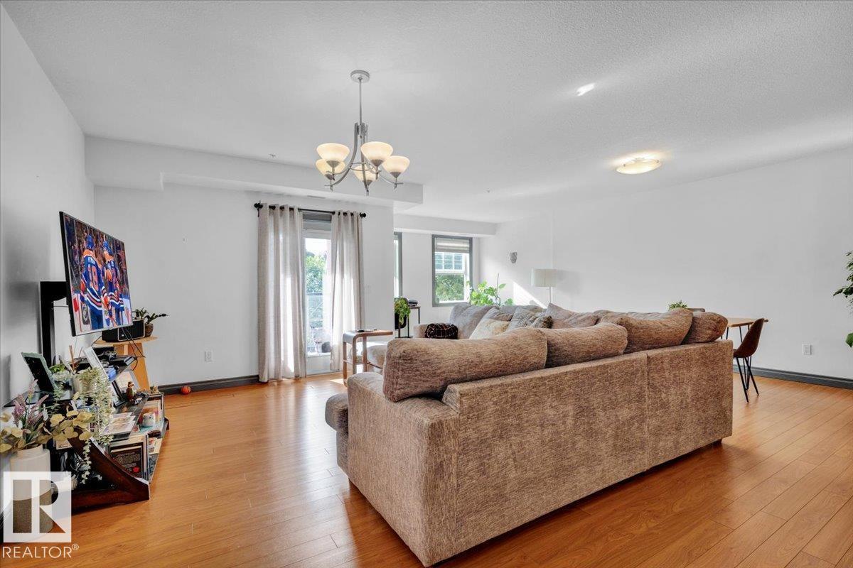 Photo 10 of 207 9739 92 St Nw, Edmonton AB