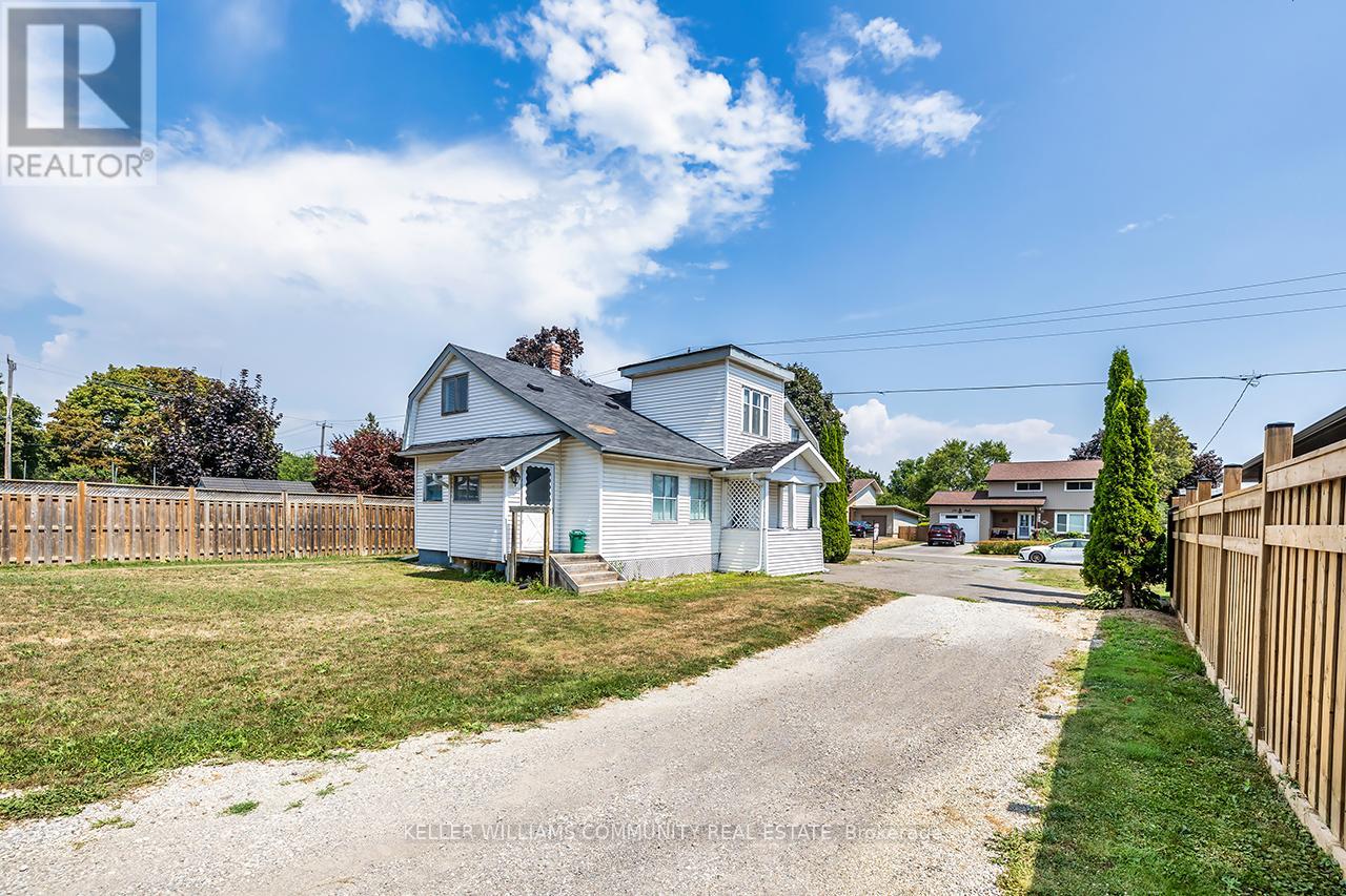 Photo 48 of 132 High Street, Clarington ON