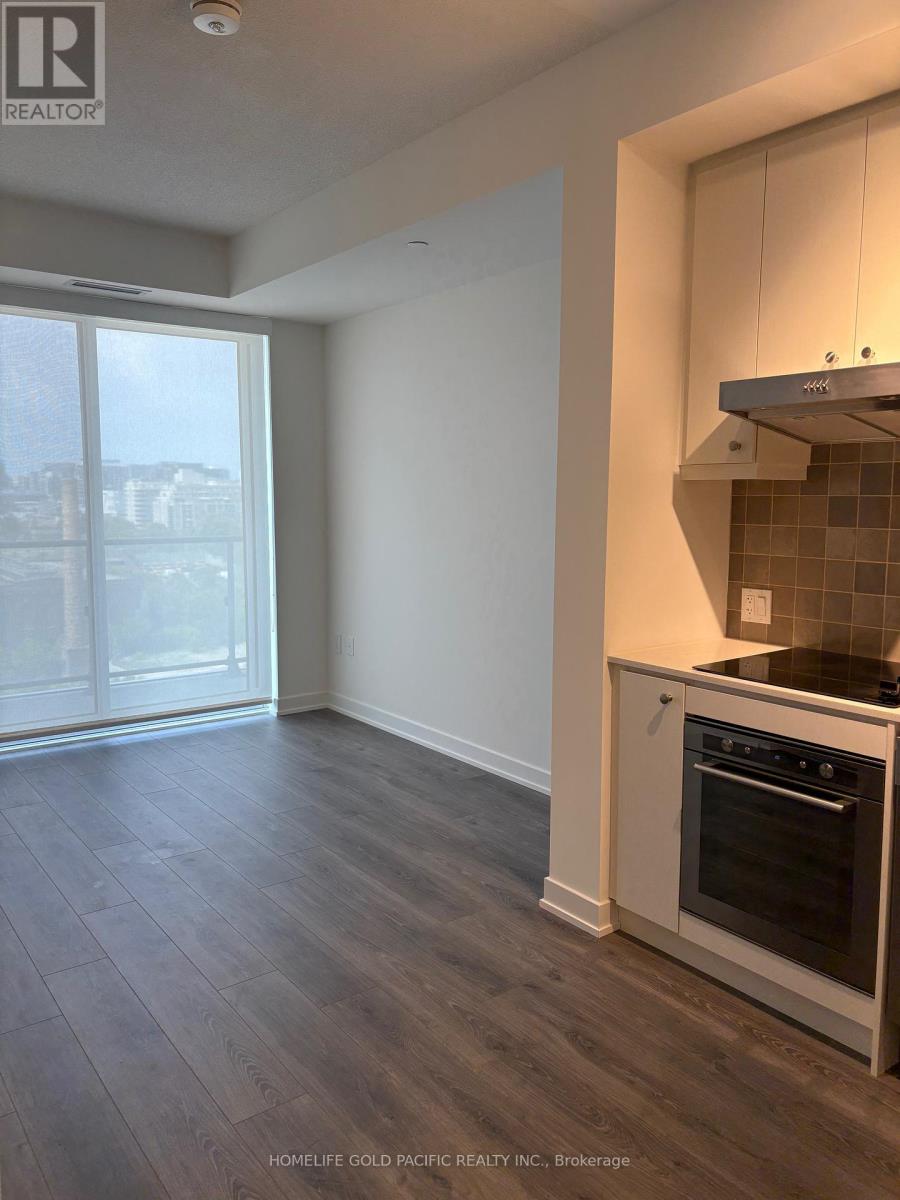 Photo 11 of 906 9 Tecumseth Street, Toronto ON
