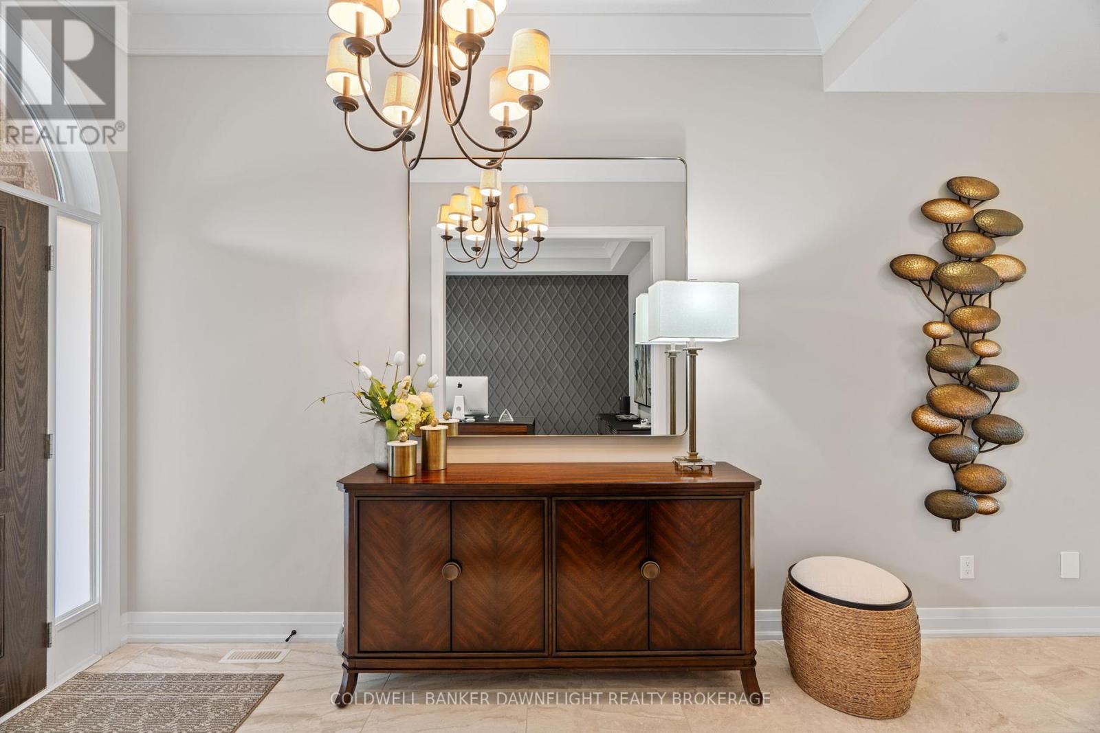 Photo 7 of 33 2290 Torrey Pines Way, London North ON