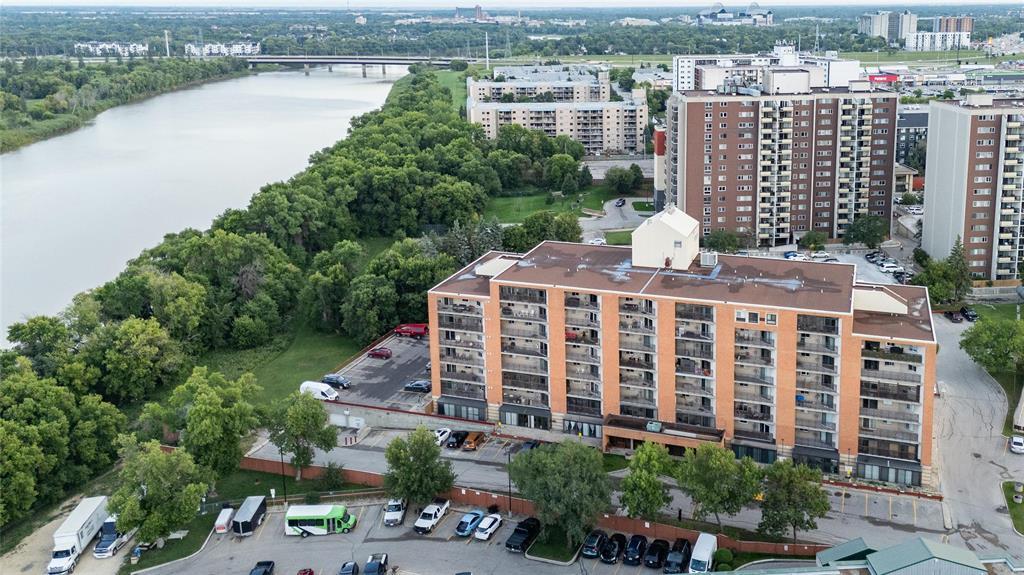Photo 10 of 501 1720 Pembina Highway, Winnipeg MB