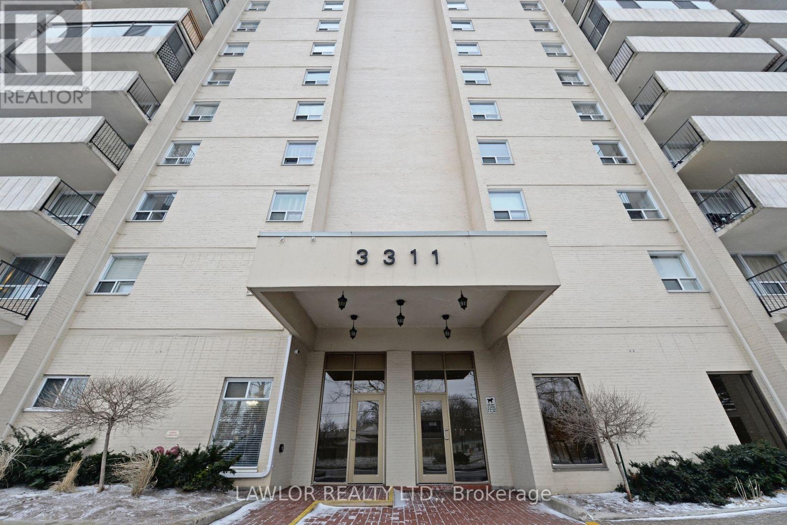 Photo 2 of 712 3311 Kingston Road, Toronto ON