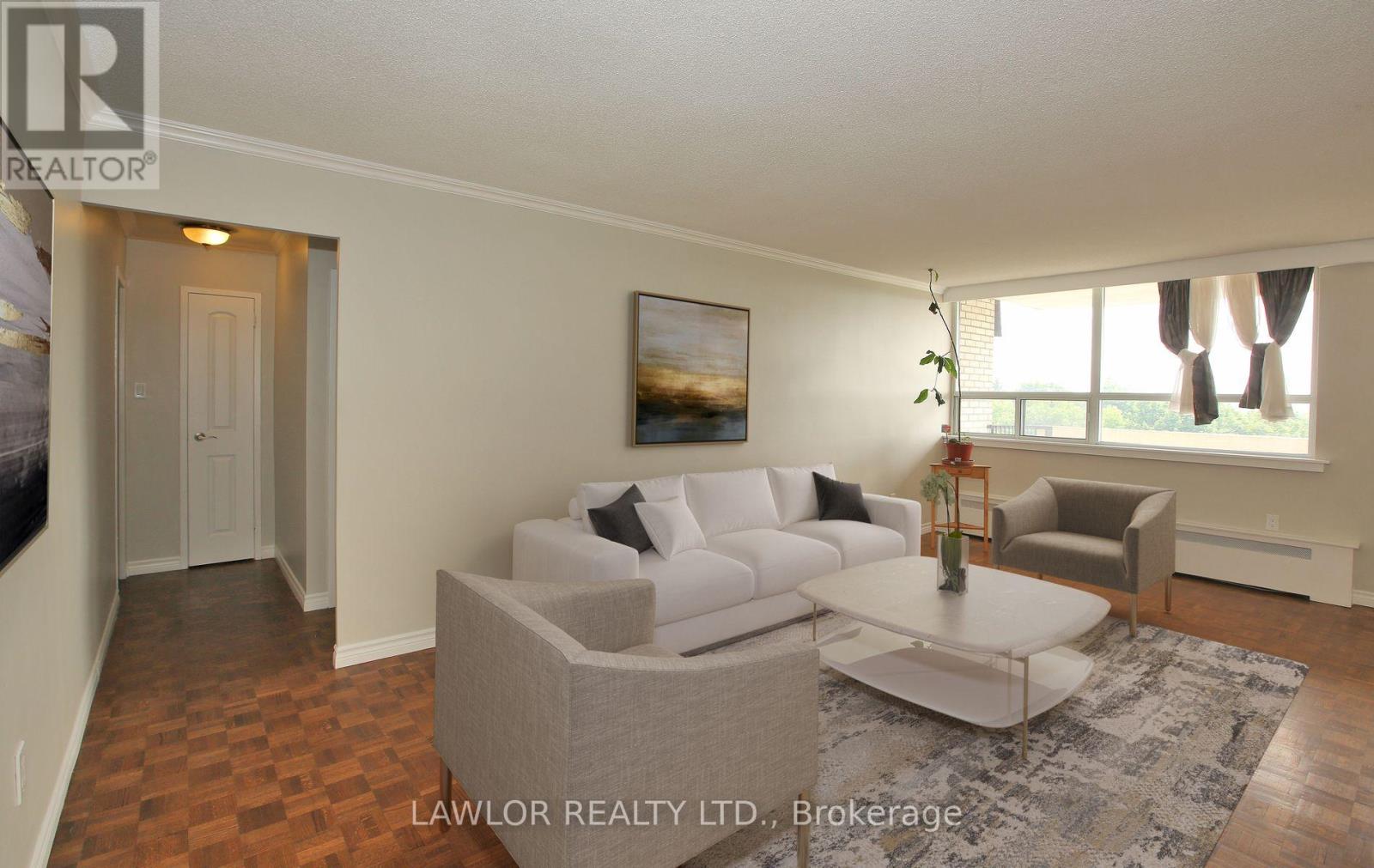 Photo 8 of 712 3311 Kingston Road, Toronto ON