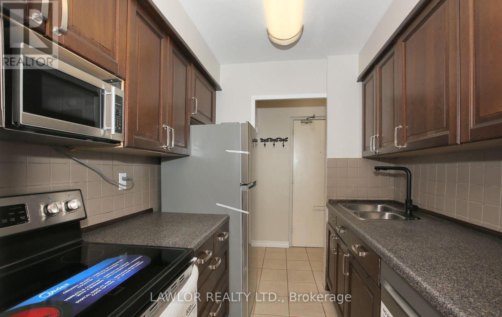 Photo 14 of 712 3311 Kingston Road, Toronto ON