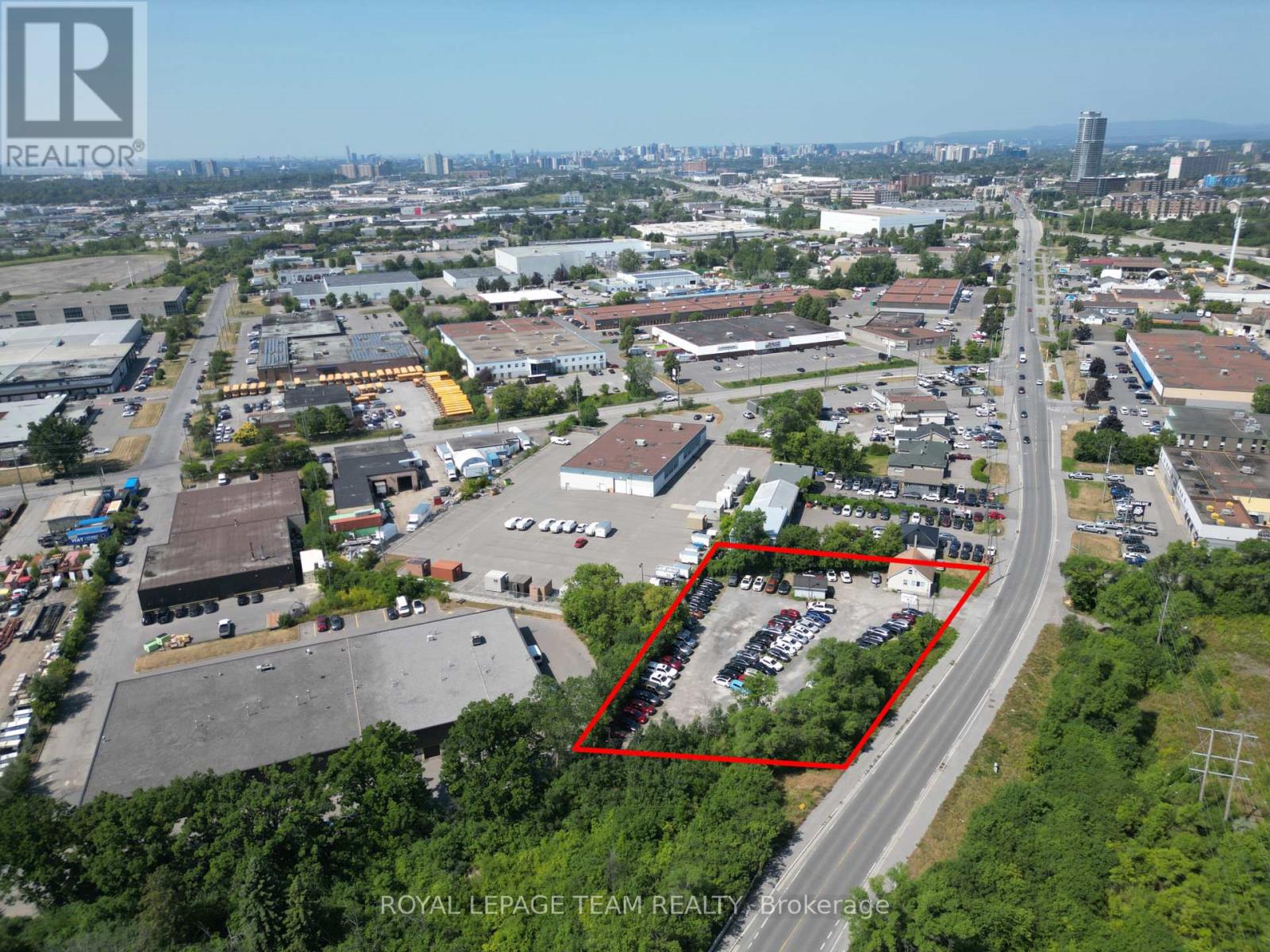 Photo 16 of 1506 Cyrville Road, Ottawa ON