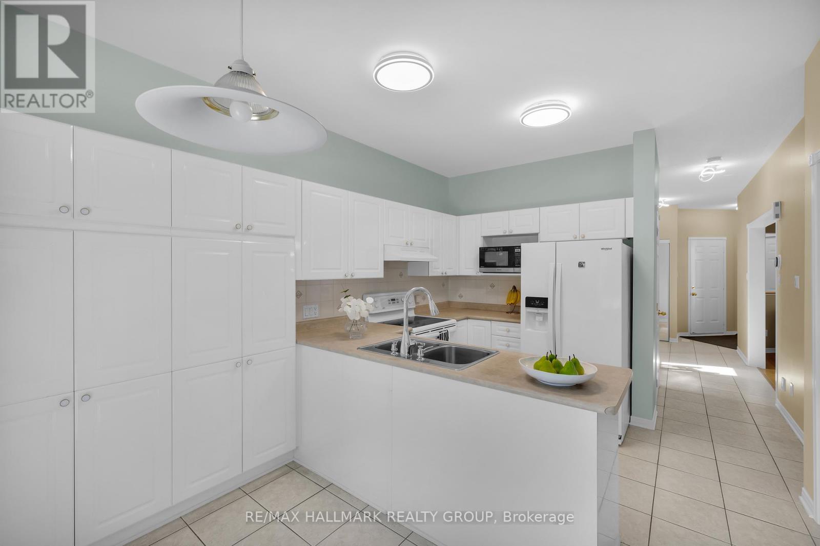 Photo 12 of 1087 Rocky Harbour Crescent, Ottawa ON