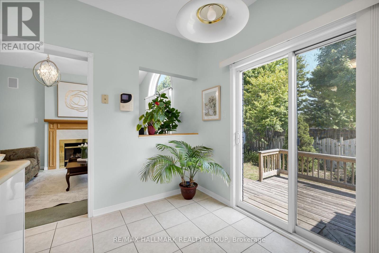 Photo 18 of 1087 Rocky Harbour Crescent, Ottawa ON