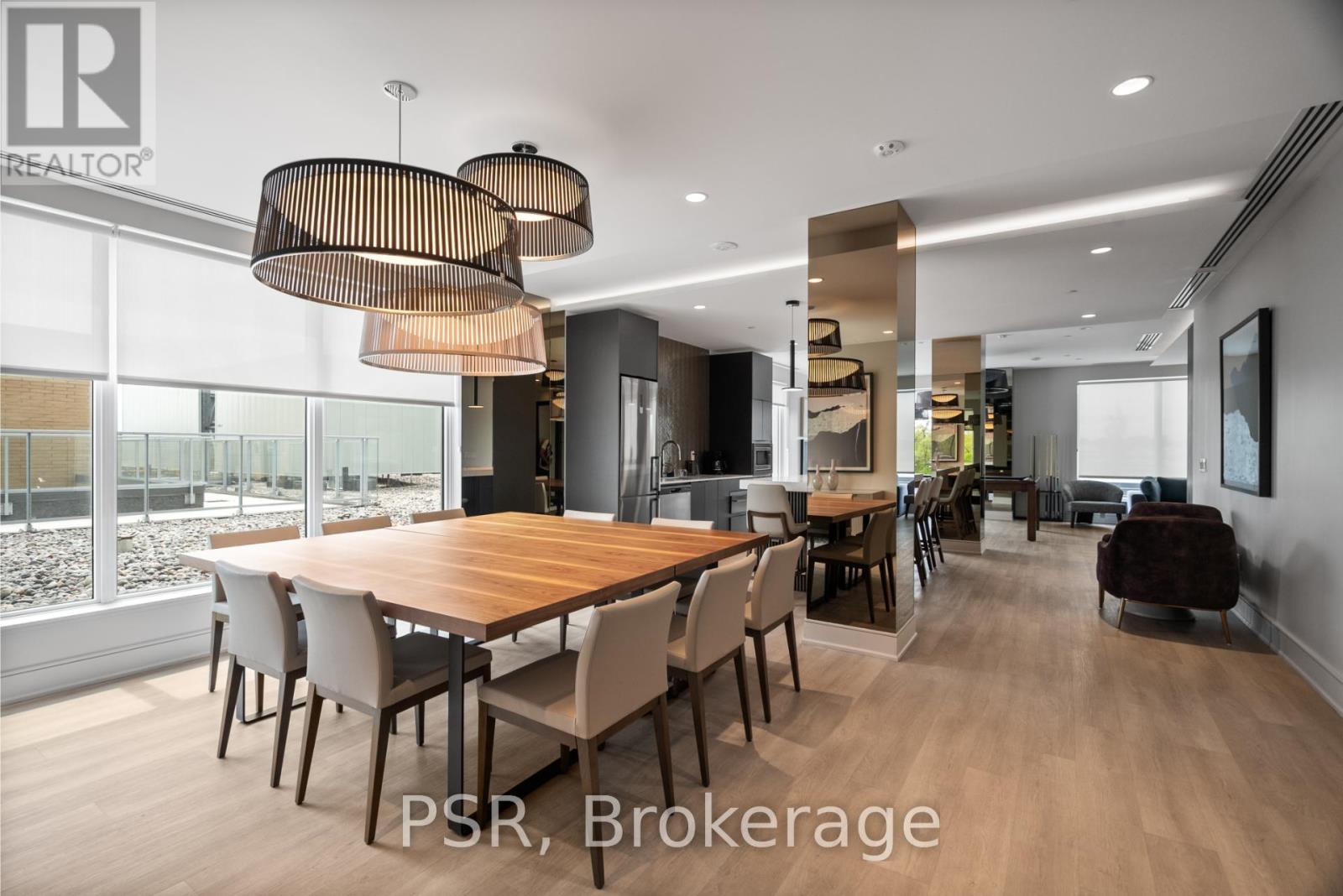 Photo 29 of 1002 200 Deerfield Road, Newmarket ON