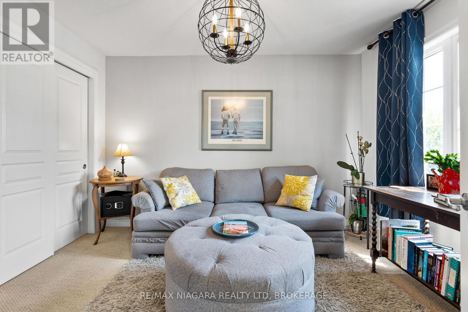 Photo 19 of 149 Roselawn Crescent, Welland ON