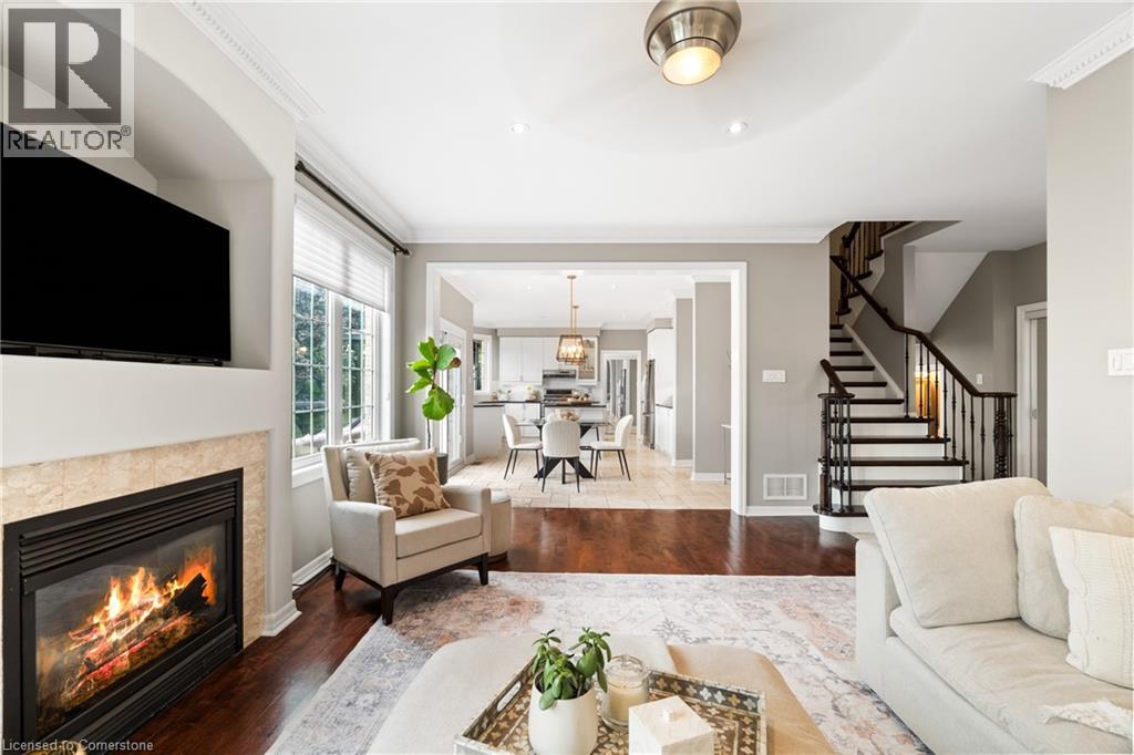 Photo 3 of 2366 Valleyridge Drive, Oakville ON