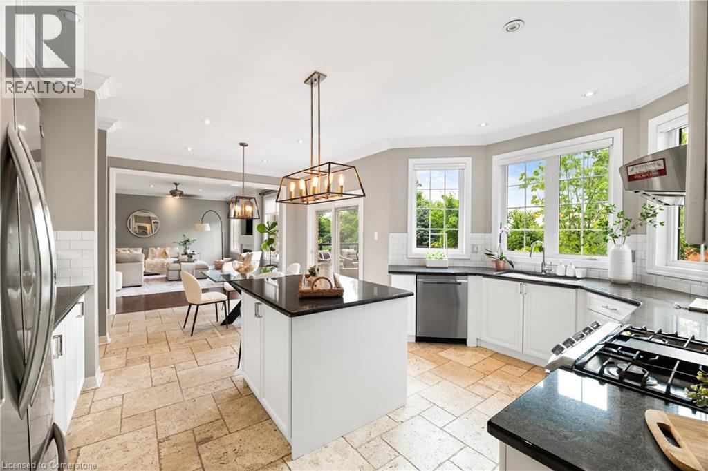 Photo 36 of 2366 Valleyridge Drive, Oakville ON