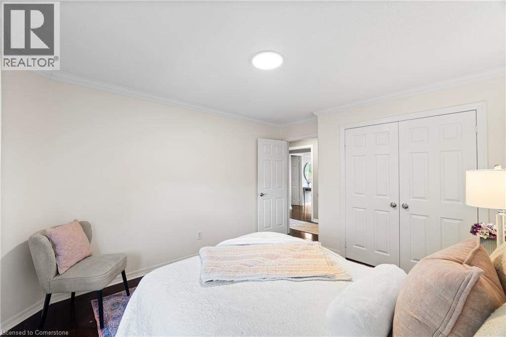 Photo 38 of 2366 Valleyridge Drive, Oakville ON