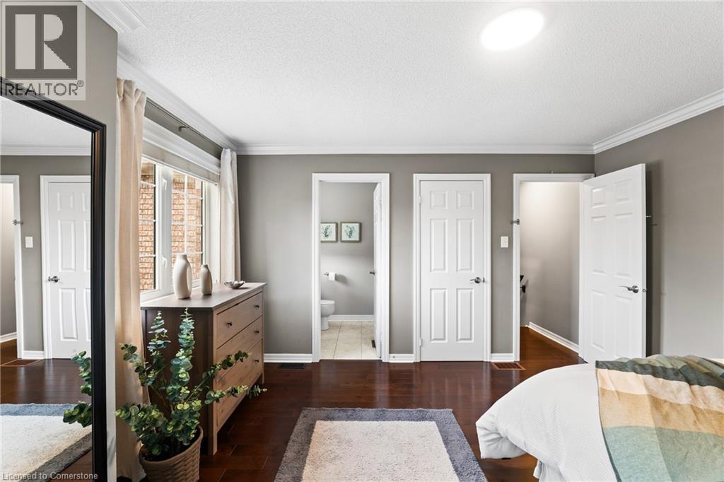Photo 20 of 2366 Valleyridge Drive, Oakville ON