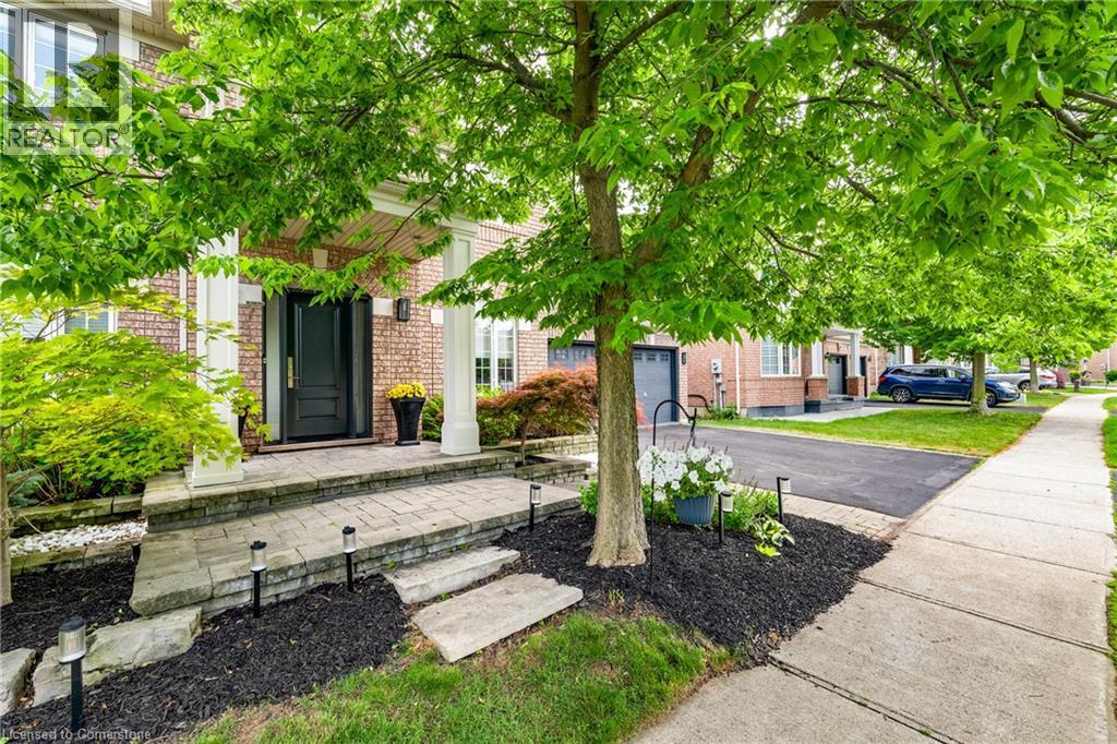 Photo 10 of 2366 Valleyridge Drive, Oakville ON