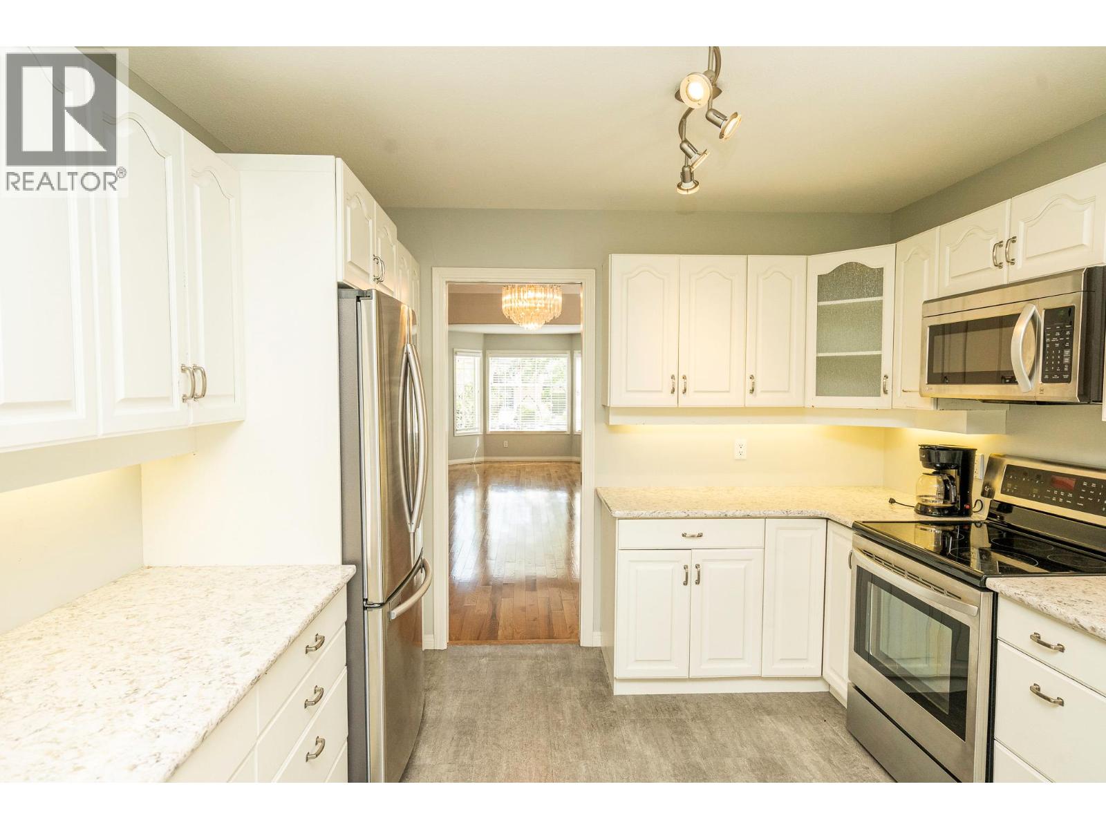201 650 Lexington Drive, Kelowna