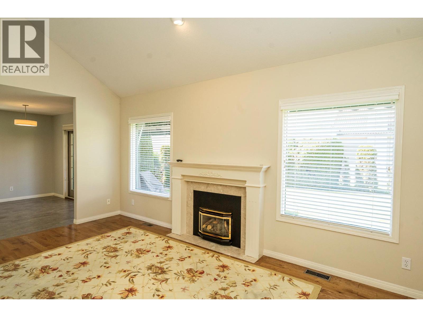 201 650 Lexington Drive, Kelowna