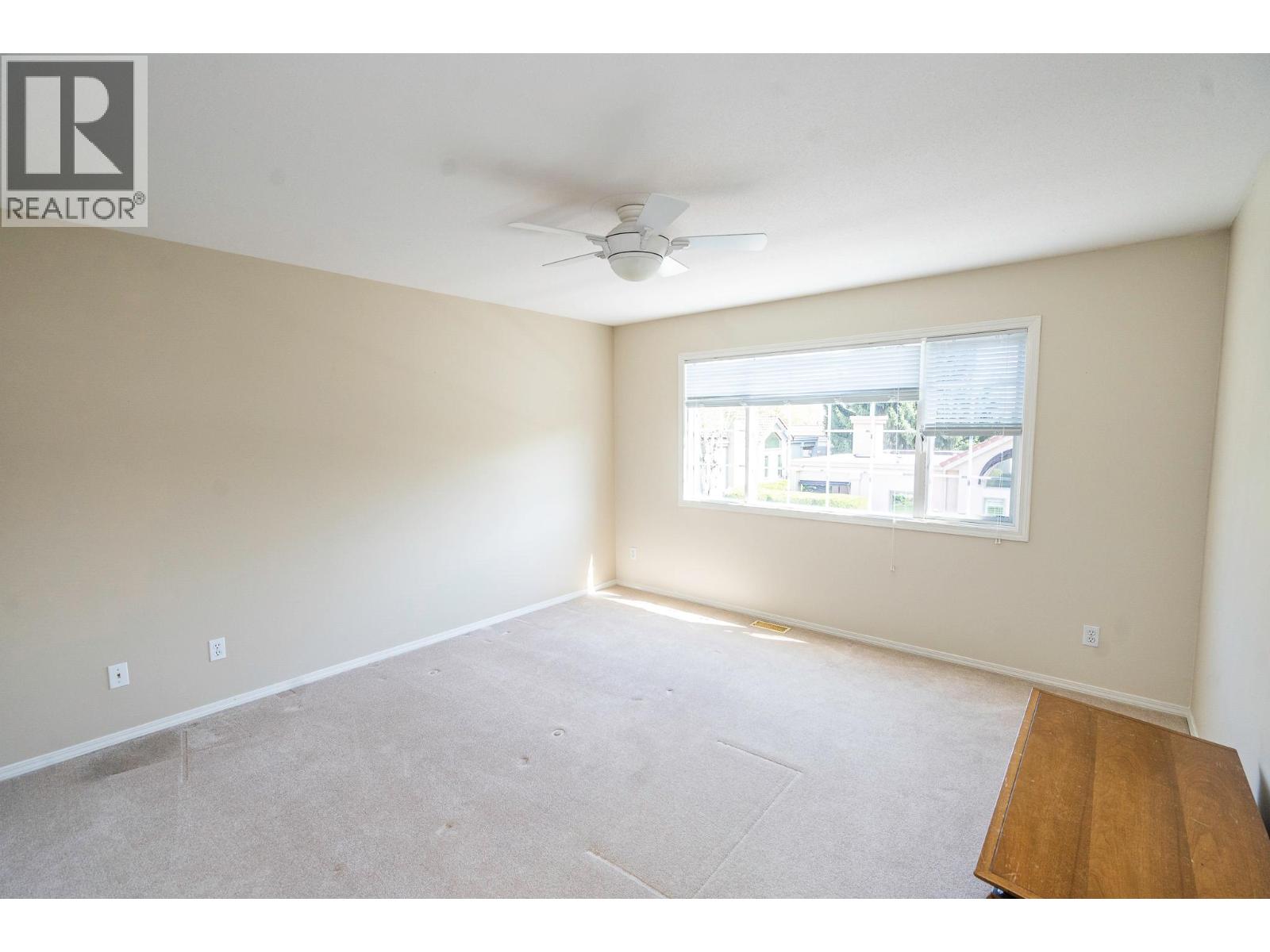 201 650 Lexington Drive, Kelowna