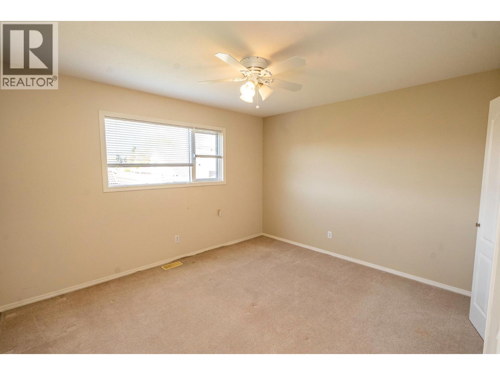 201 650 Lexington Drive, Kelowna
