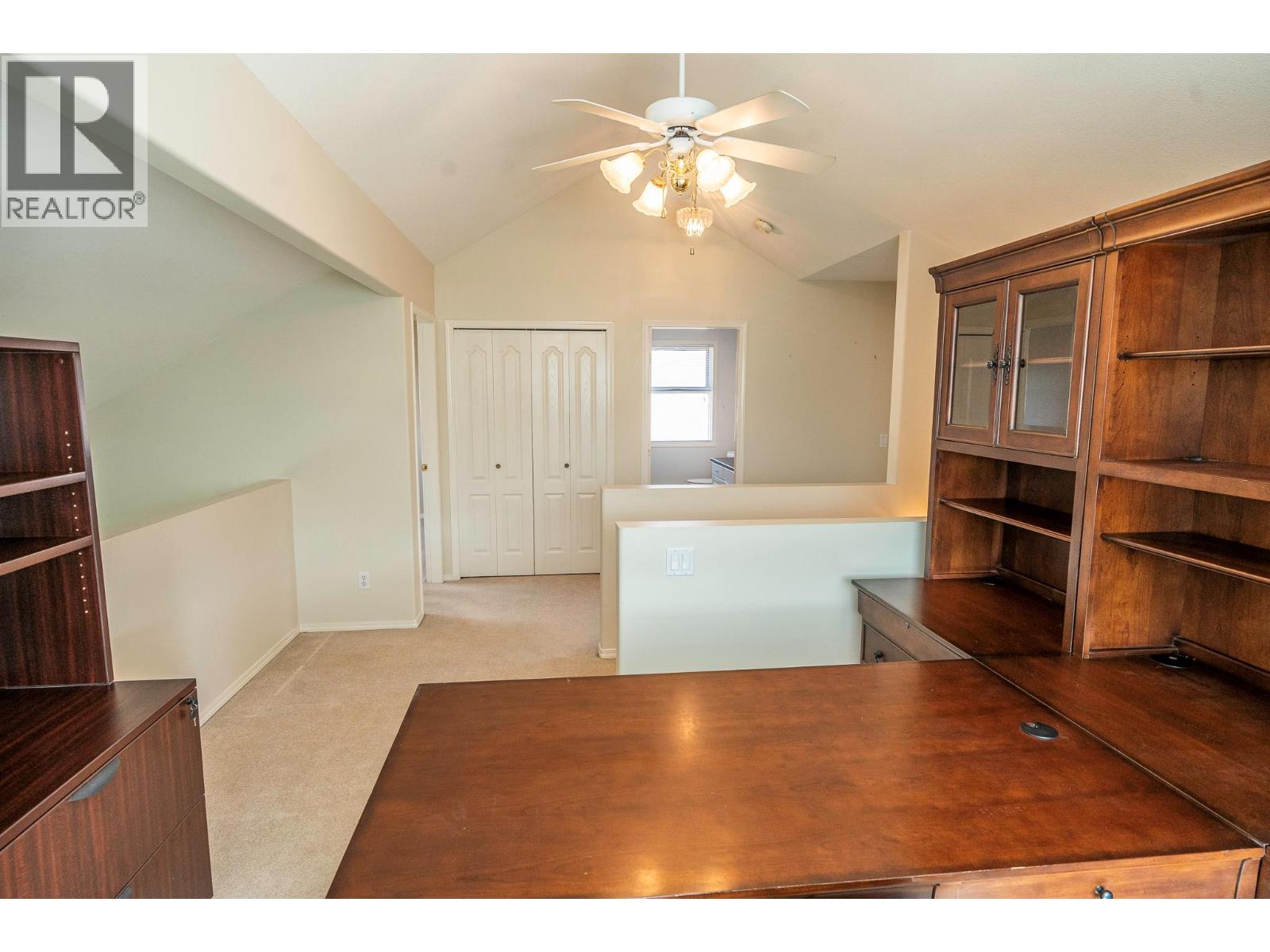 201 650 Lexington Drive, Kelowna