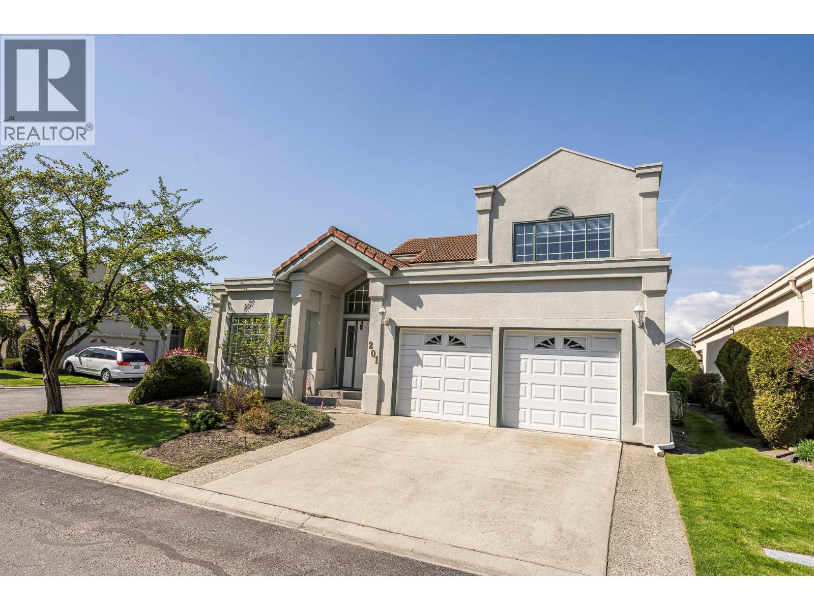 201 650 Lexington Drive, Kelowna