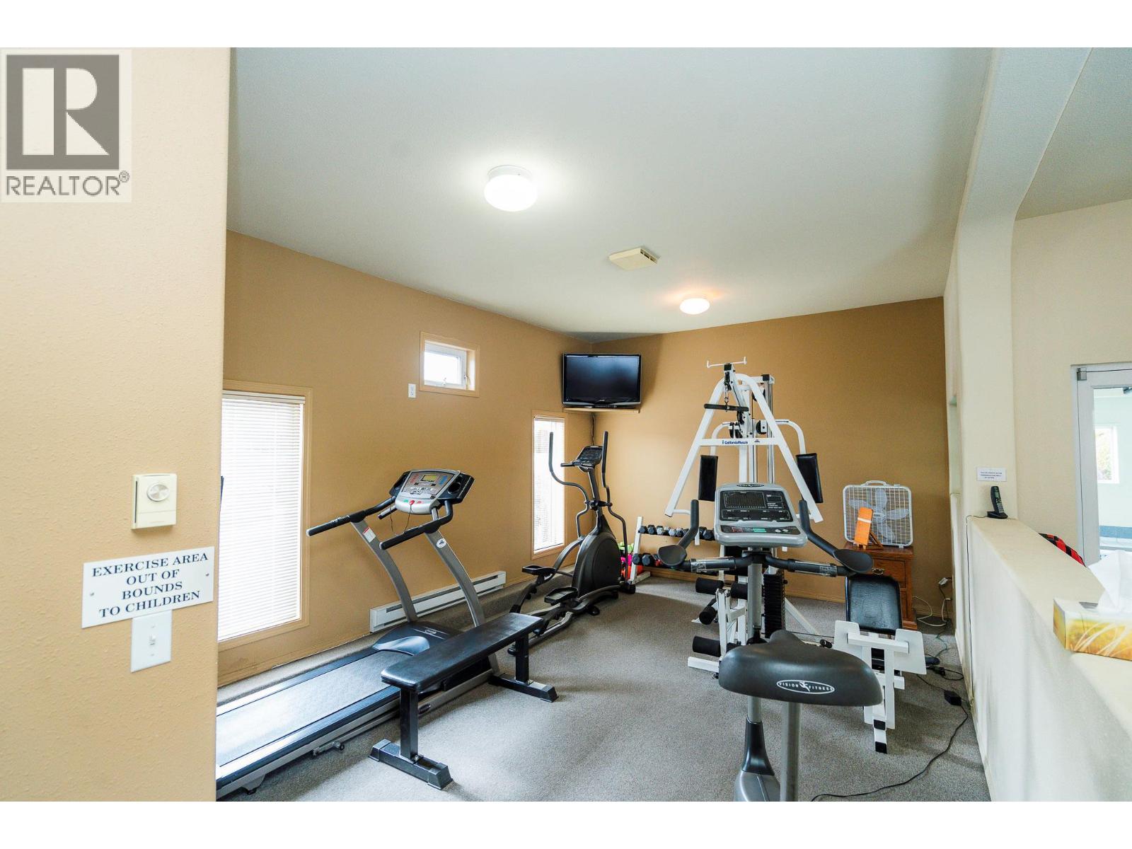 201 650 Lexington Drive, Kelowna