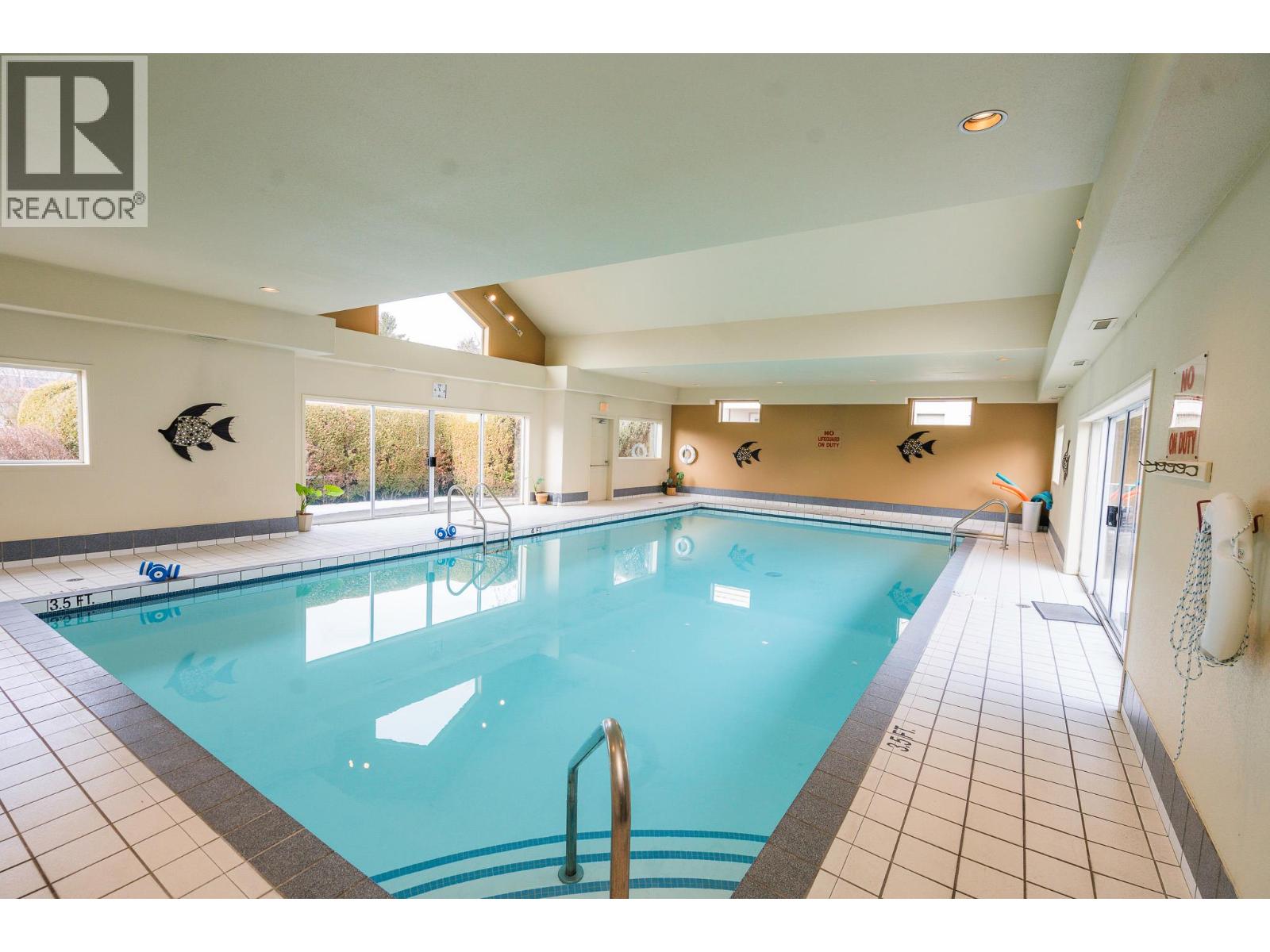 201 650 Lexington Drive, Kelowna