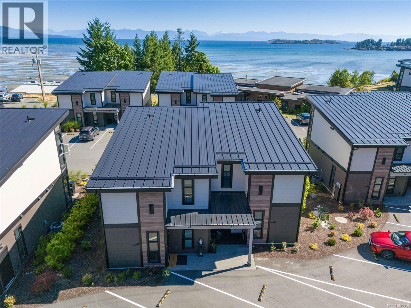 Photo 1 of 28 1175 Resort Dr, Parksville BC