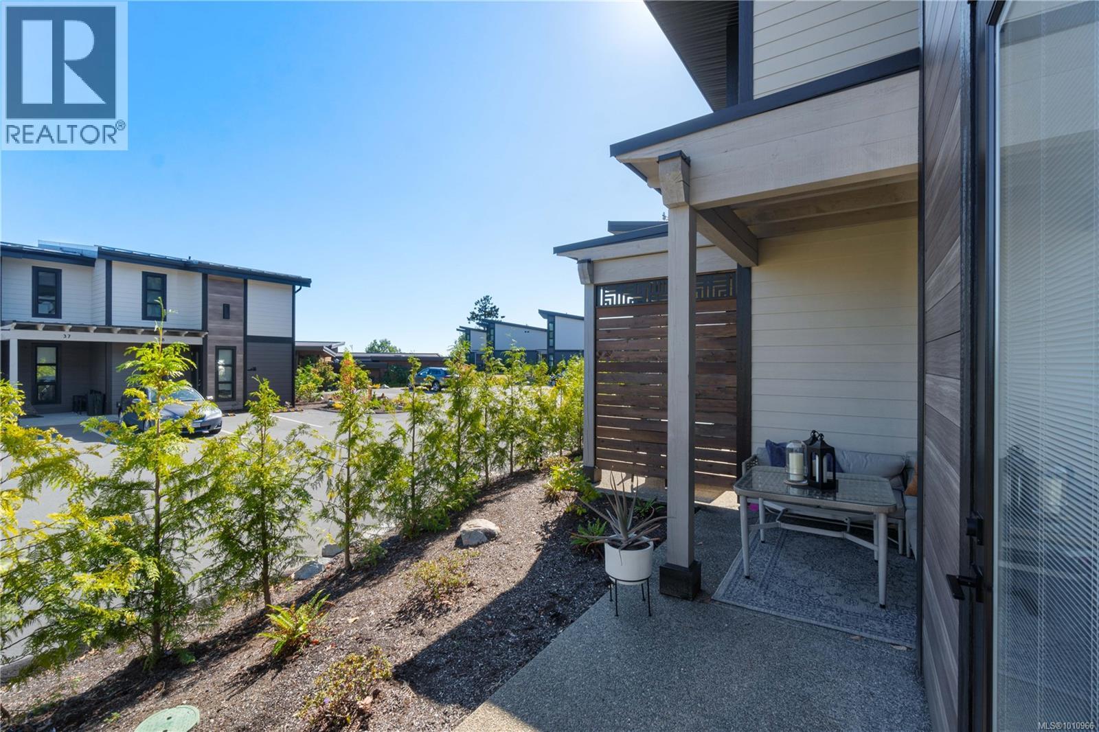 Photo 37 of 28 1175 Resort Dr, Parksville BC