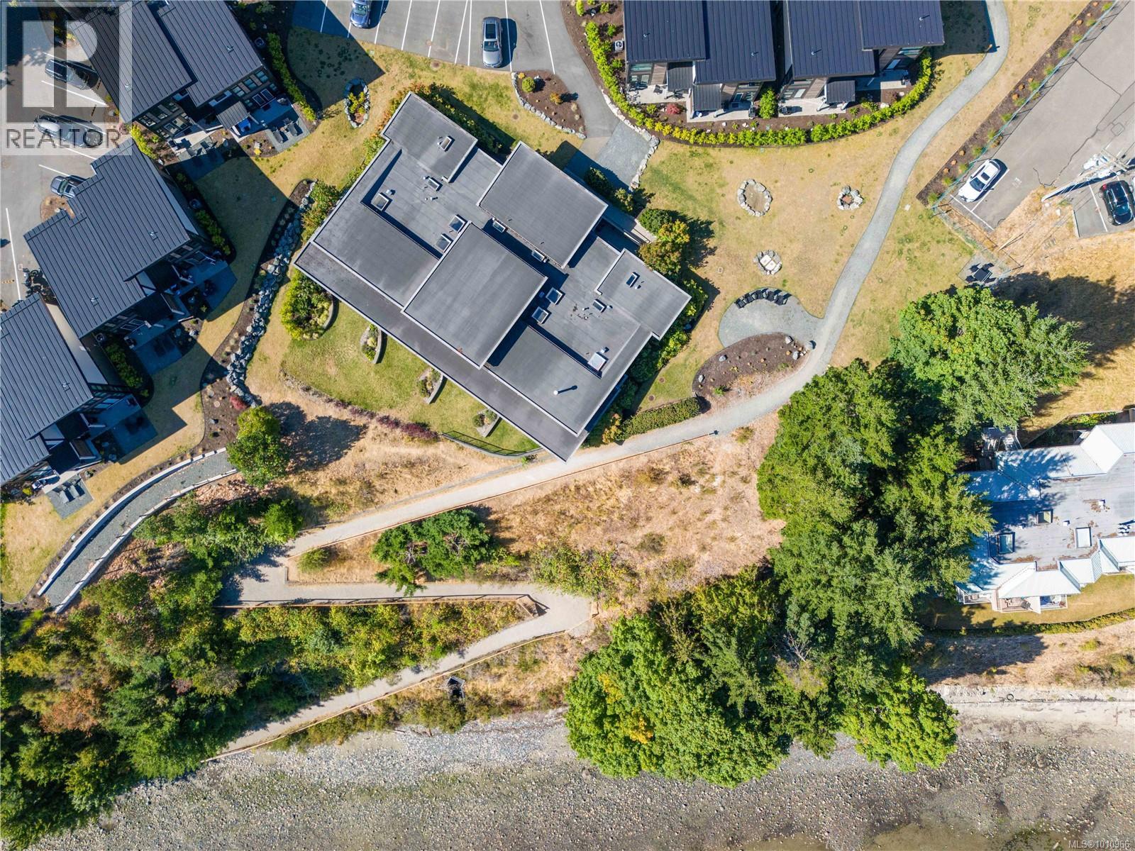Photo 39 of 28 1175 Resort Dr, Parksville BC