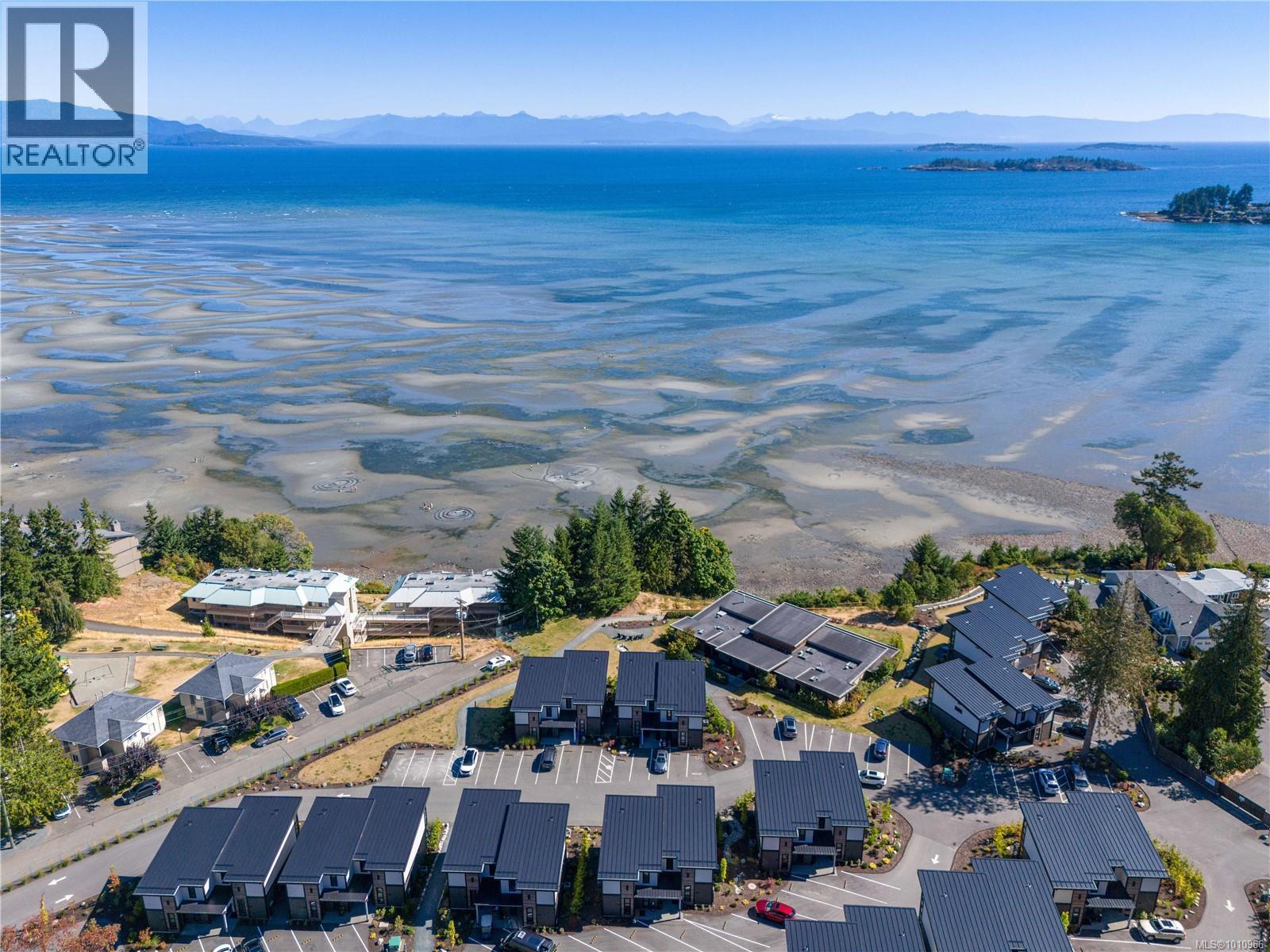 Photo 41 of 28 1175 Resort Dr, Parksville BC