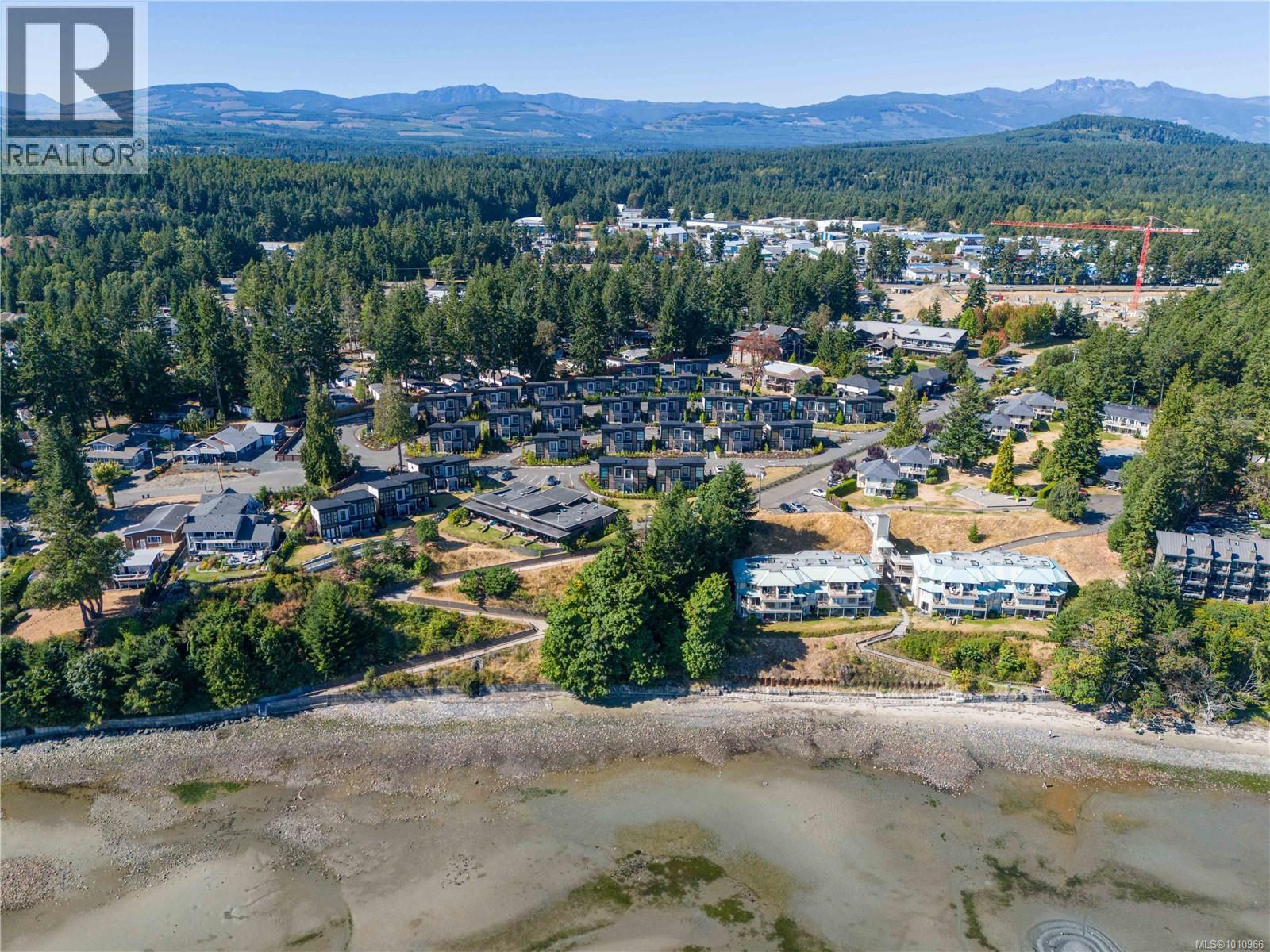Photo 45 of 28 1175 Resort Dr, Parksville BC