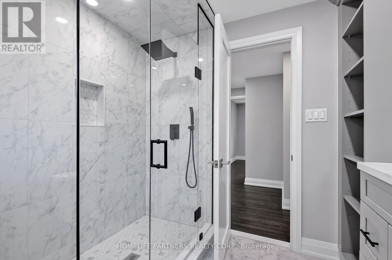 Photo 14 of 79 Strathavon Drive, Toronto ON