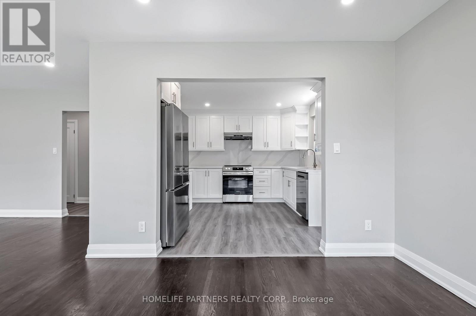 Photo 6 of 79 Strathavon Drive, Toronto ON