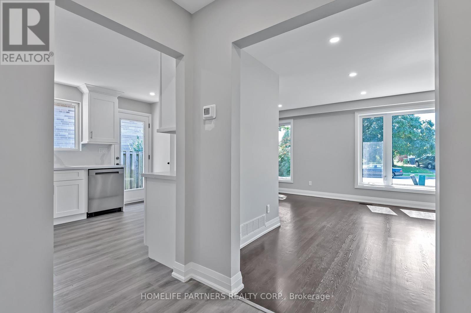 Photo 7 of 79 Strathavon Drive, Toronto ON