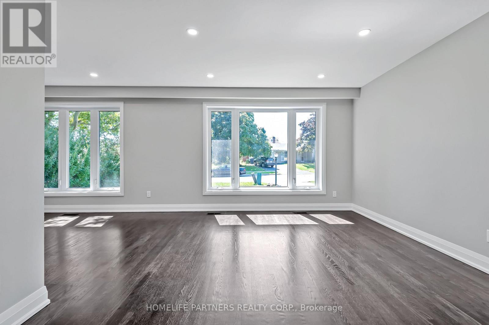 Photo 8 of 79 Strathavon Drive, Toronto ON