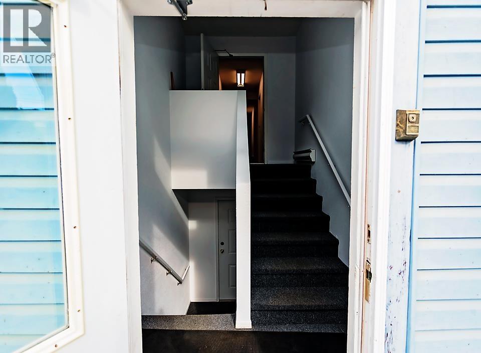  4820 LAZELLE Avenue, Terrace