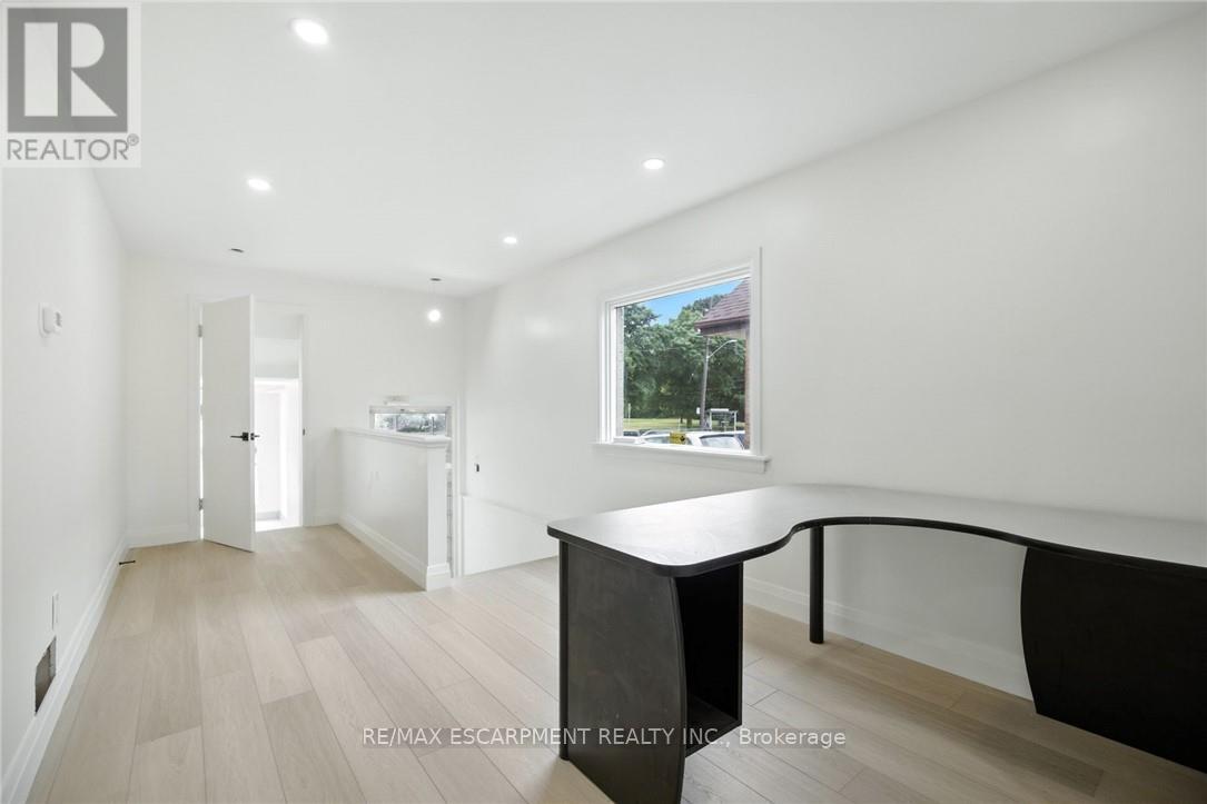 Photo 4 of 1583 Main Street E, Hamilton ON