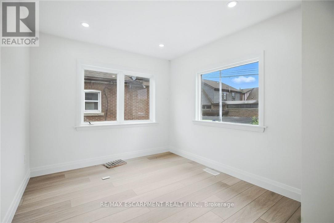 Photo 14 of 1583 Main Street E, Hamilton ON
