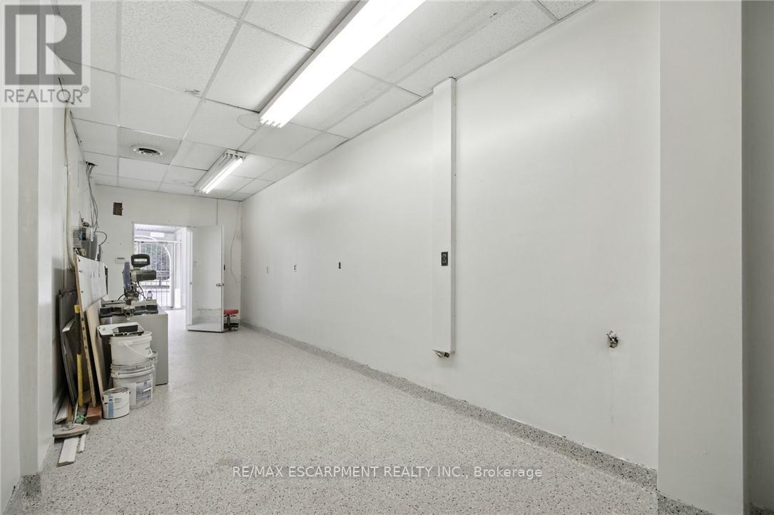 Photo 23 of 1583 Main Street E, Hamilton ON