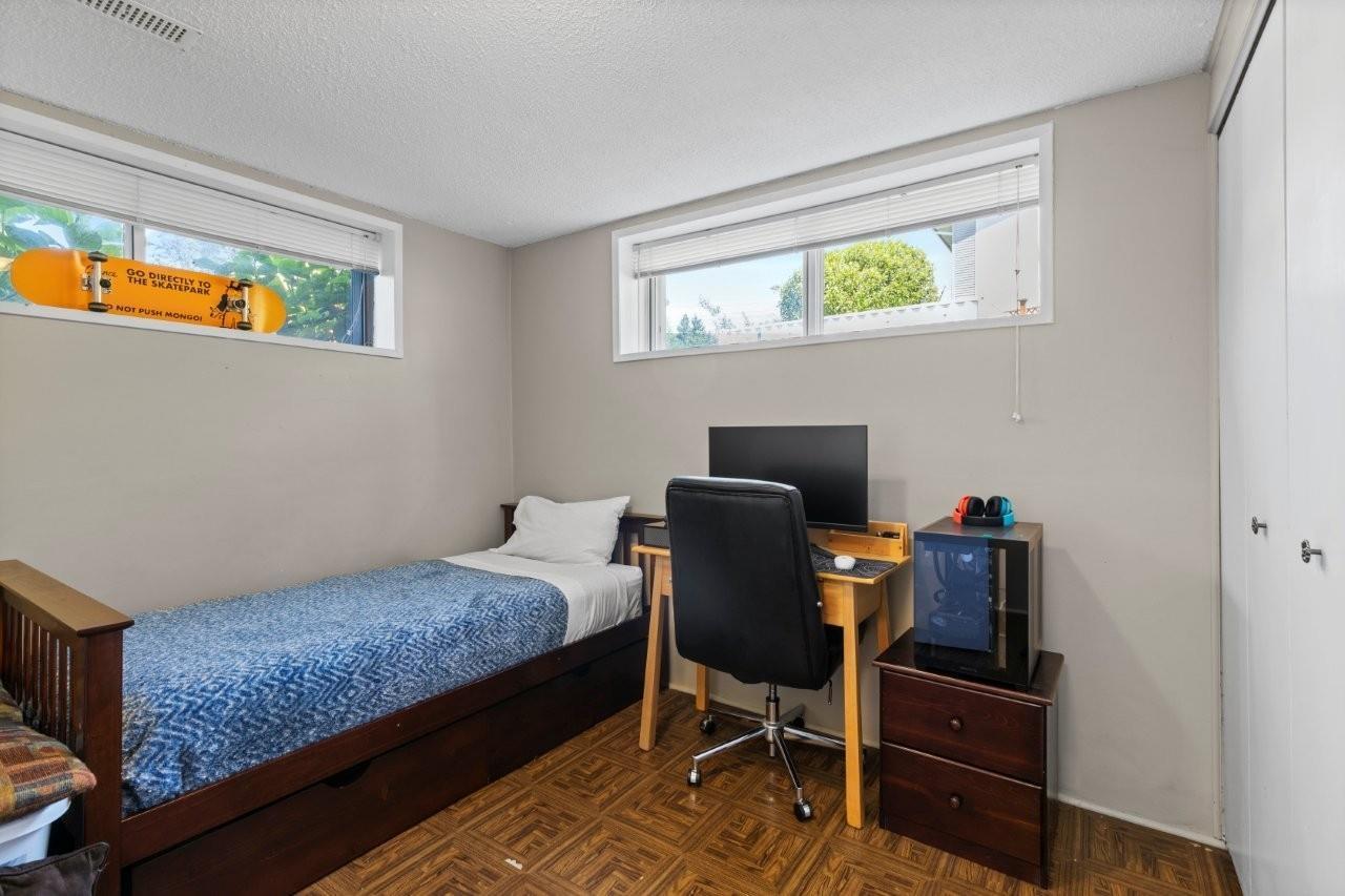Photo 11 of 34448 Eton Crescent, Abbotsford BC