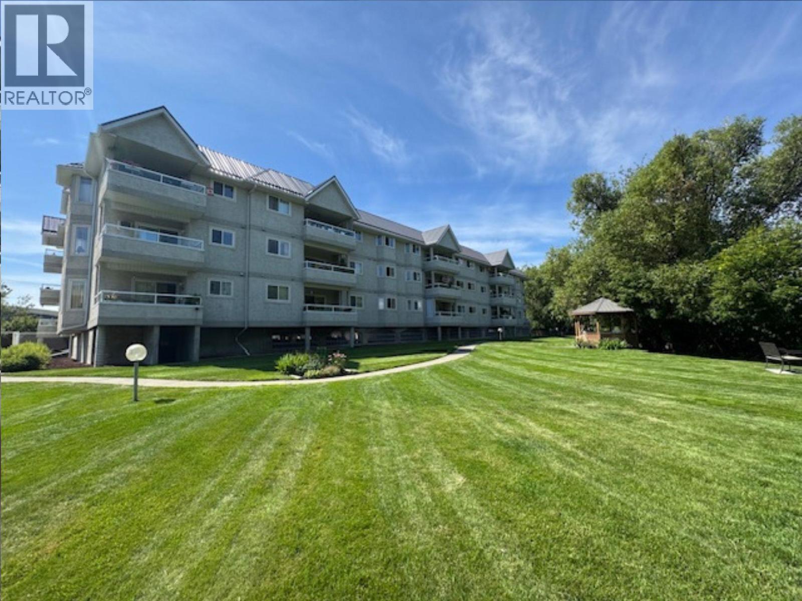 1700 2nd Street N Unit# 304, Cranbrook