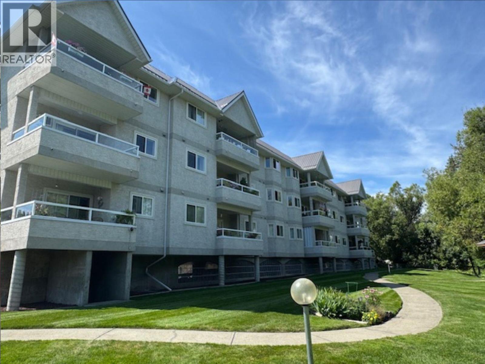 1700 2nd Street N Unit# 304, Cranbrook
