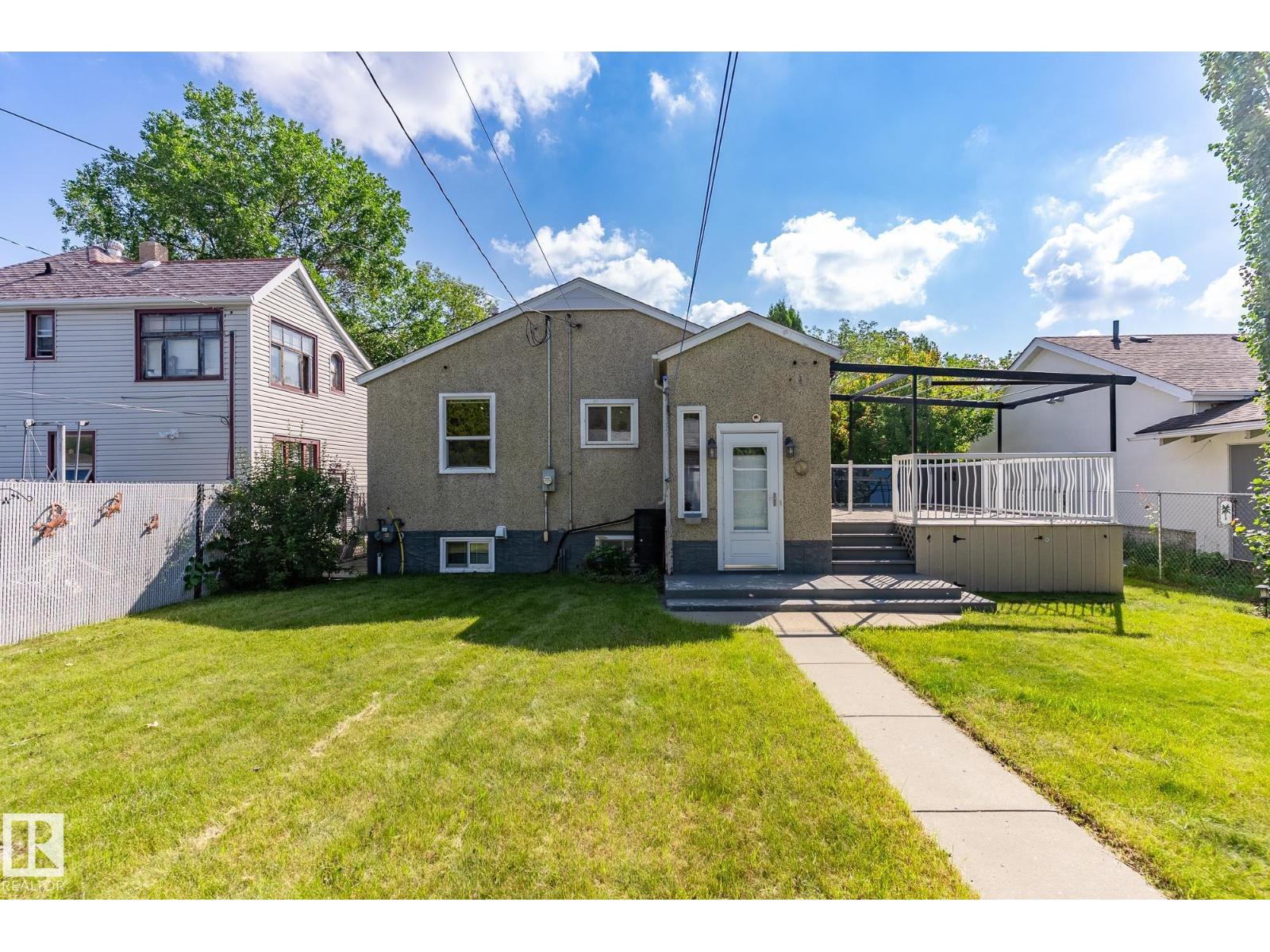 Photo 32 of 12008 79 St Nw, Edmonton AB