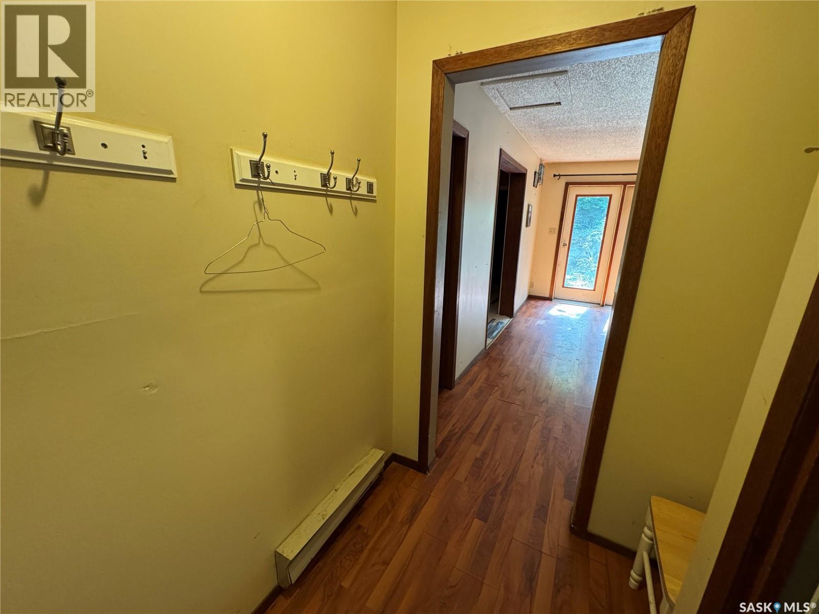 Photo 3 of 470 Macmurchy Avenue, Regina Beach SK