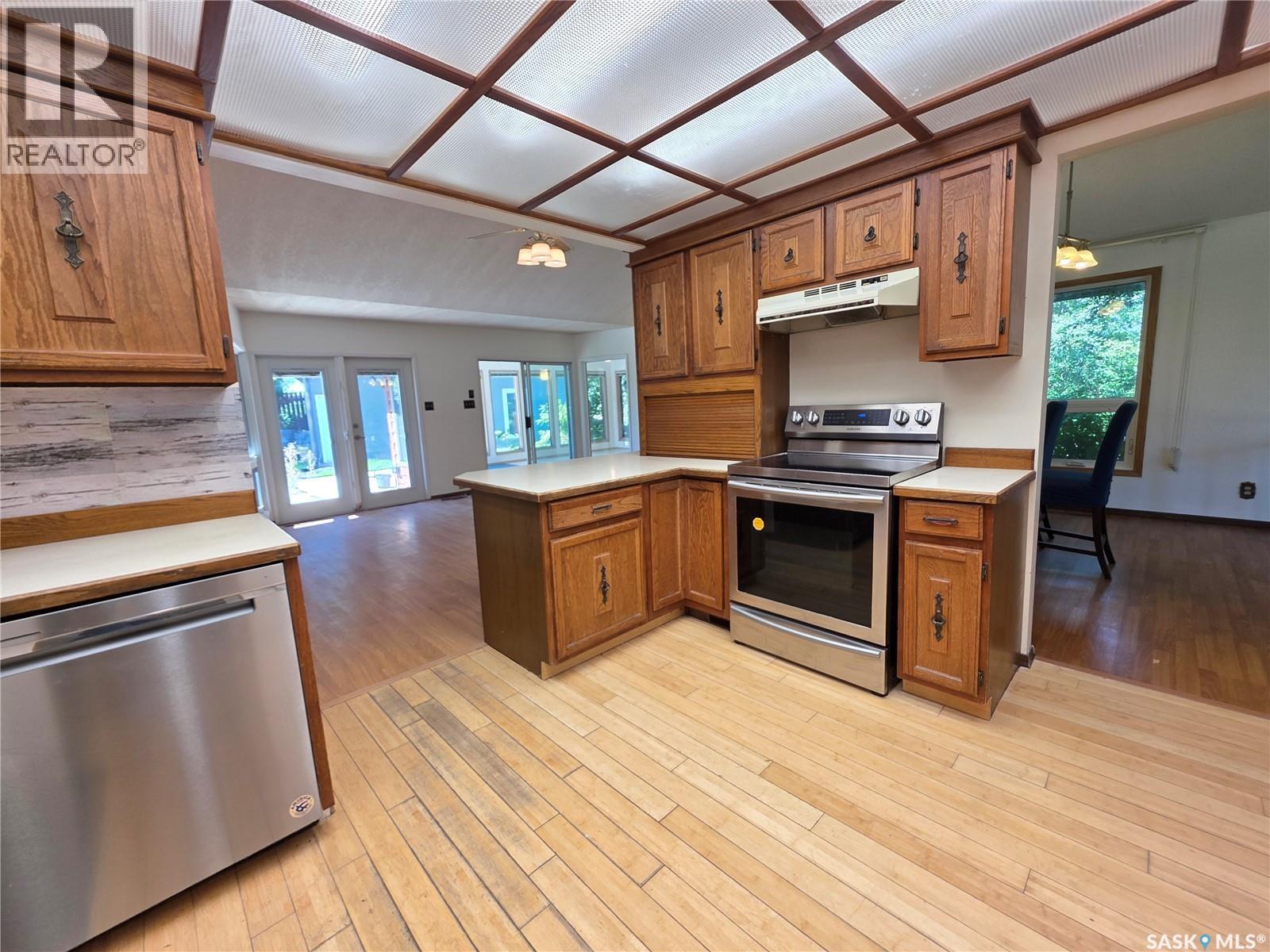 Single Family House for Sale in  Hayward PLACE Swift Current 