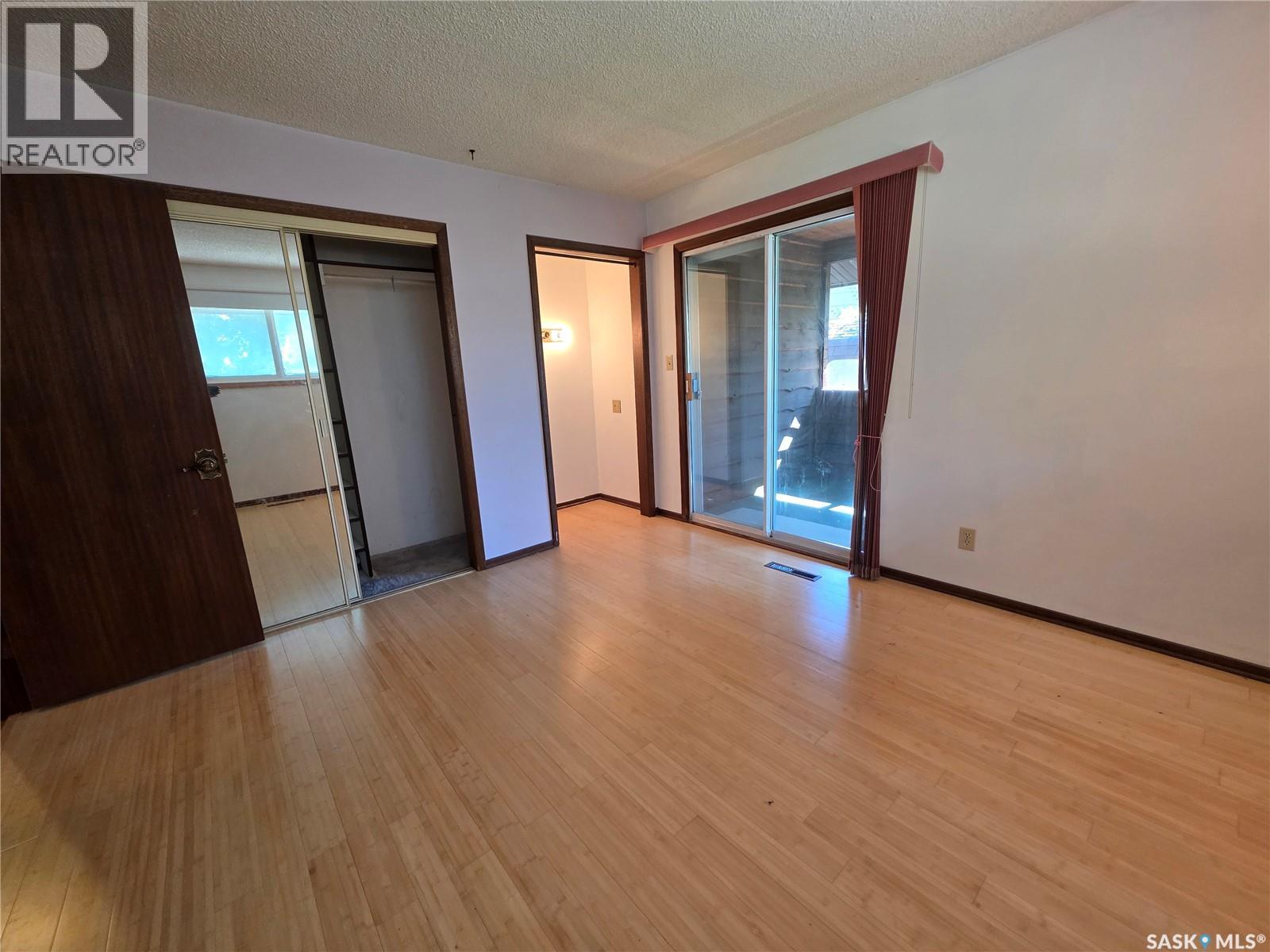 Single Family House for Sale in  Hayward PLACE Swift Current 