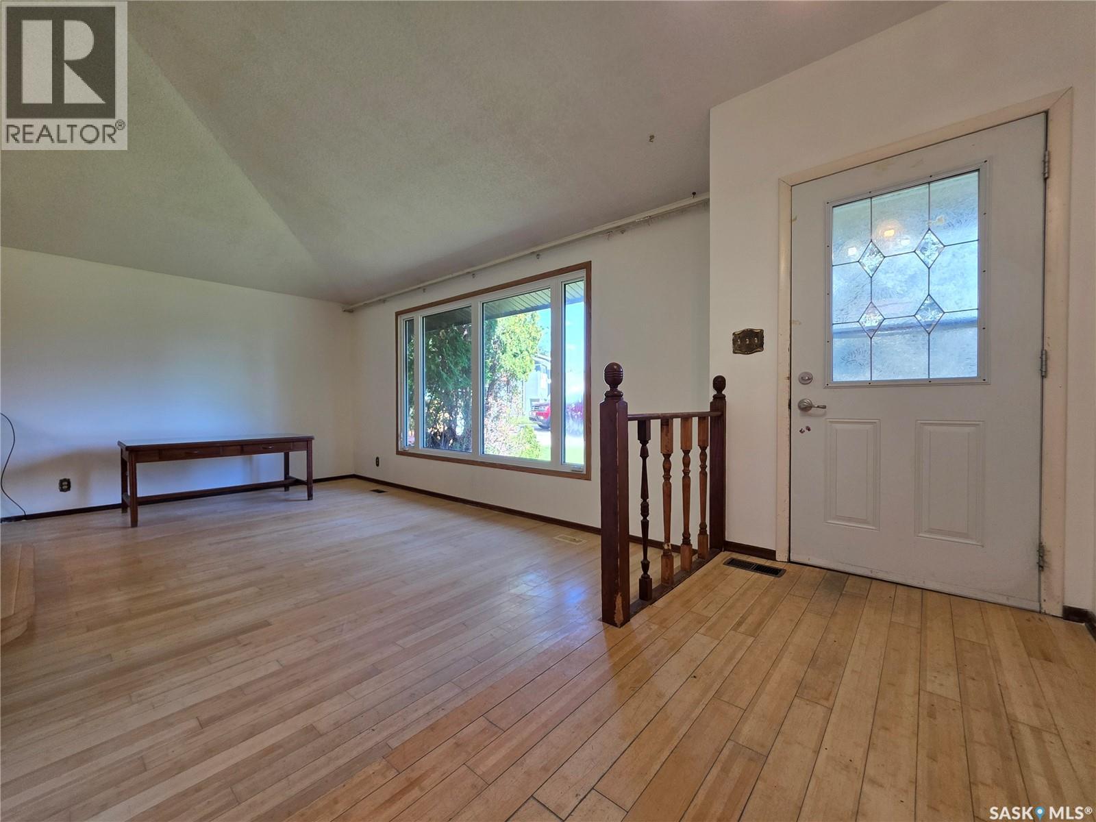 Single Family House for Sale in  Hayward PLACE Swift Current 