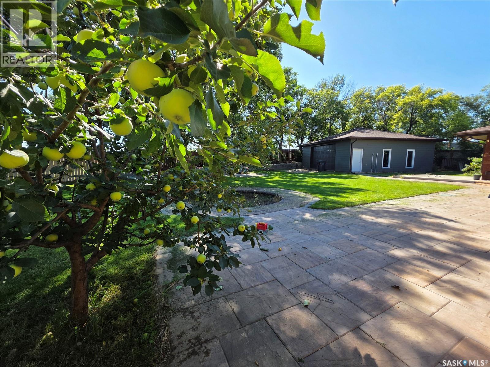 Single Family House for Sale in  Hayward PLACE Swift Current 