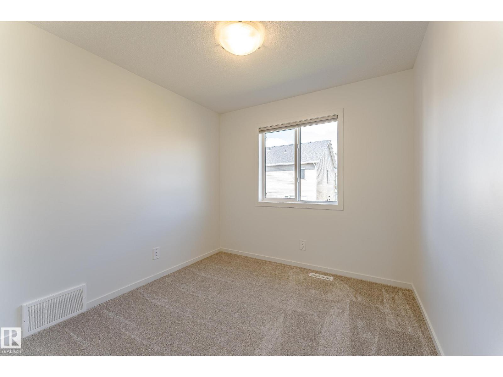 Photo 7 of 20618 19 A Av Nw, Edmonton AB